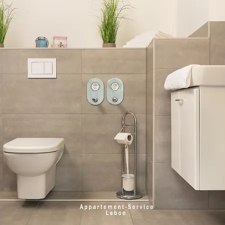 Meerluft Nur Wenige Minuten Vom Hafen Und Entfernt アパート *