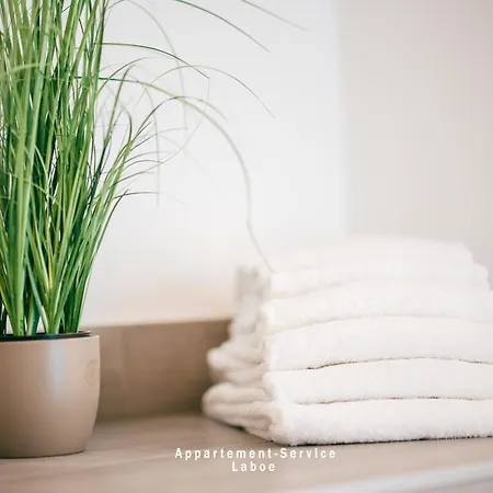 Meerluft Nur Wenige Minuten Vom Hafen Und Entfernt アパート