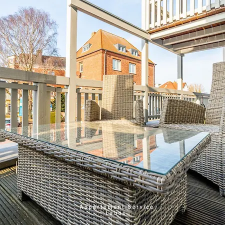 Meerluft Nur Wenige Minuten Vom Hafen Und Entfernt ラーボエ